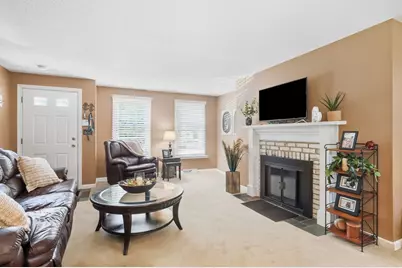 7 Mansion Woods Dr #b, Agawam, MA 01001 - Photo 7