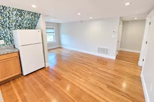 19 Trescott St, Quincy, MA 02169 - Photo 7