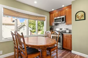 21 Charles St, Woburn, MA 01801 - Photo 7