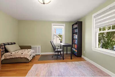 21 Charles St, Woburn, MA 01801 - Photo 13