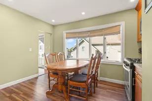 21 Charles St, Woburn, MA 01801 - Photo 5