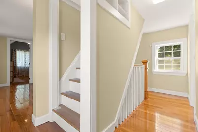 21 Charles St, Woburn, MA 01801 - Photo 29