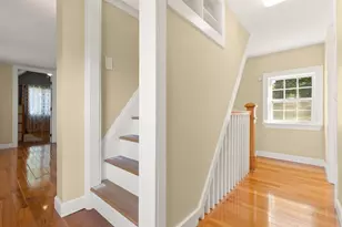 21 Charles St, Woburn, MA 01801 - Photo 29