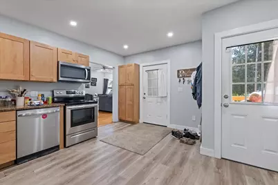 20 Mechanic St, Winchendon, MA 01475 - Photo 3