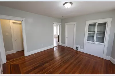 42 Colonial Avenue #3, Boston, MA 02124 - Photo 7
