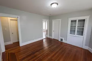 42 Colonial Ave, Boston, MA 02124 - Photo 7