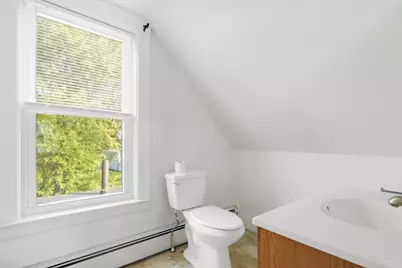 11 Russell St, Methuen, MA 01844 - Photo 21