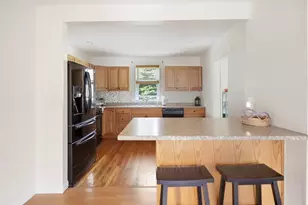 11 Russell St, Methuen, MA 01844 - Photo 7
