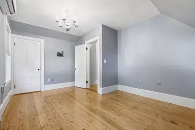 10 Eaton St, Reading, MA 01867 - Photo 21