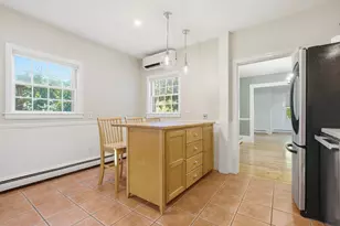 10 Eaton St, Reading, MA 01867 - Photo 9