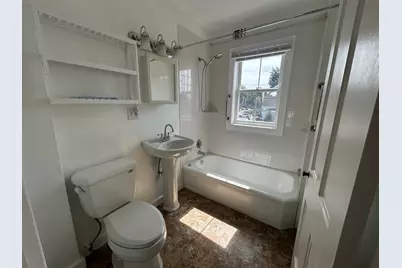251 East Main St #1, Gloucester, MA 01930 - Photo 15