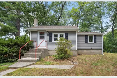 21 Faulkner Rd, Grafton, MA 01536 - Photo 7