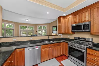 522-524 Auburn St #524, Newton, MA 02466 - Photo 3
