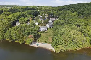 1 Tiffany Cir, Millbury, MA 01527 - Photo 3