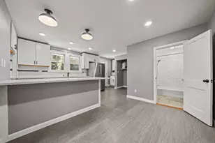 52 Forest Park Rd, Woburn, MA 01801 - Photo 7