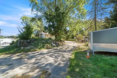 52 Forest Park Rd, Woburn, MA 01801 - Photo 31