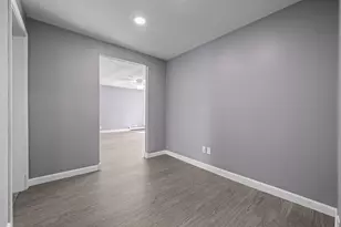 52 Forest Park Rd, Woburn, MA 01801 - Photo 11