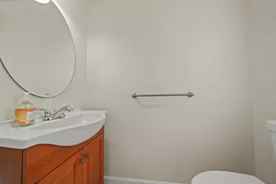 27 Highland St #27, Woburn, MA 01801 - Photo 13