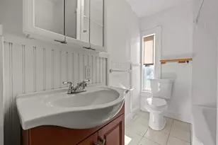 27 Highland St, Woburn, MA 01801 - Photo 19