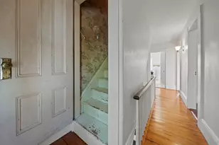 27 Highland St, Woburn, MA 01801 - Photo 21