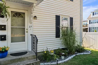 27 Highland St #27, Woburn, MA 01801 - Photo 3