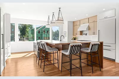 11 Mary Kenney Way, Medford, MA 02155 - Photo 5