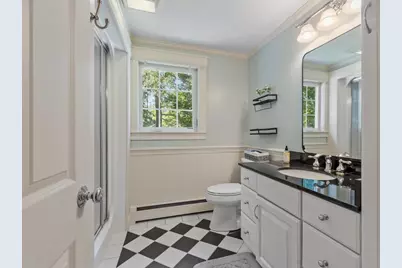 26 Lee St, Lancaster, MA 01523 - Photo 17