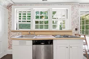 39 Otsego Rd, Worcester, MA 01609 - Photo 21