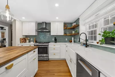 33 Century Rd, Weymouth, MA 02190 - Photo 9
