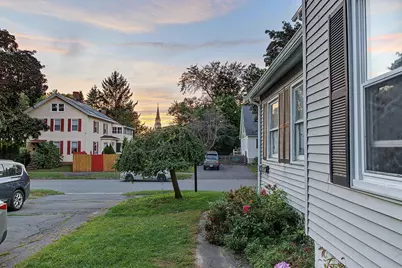 10 Lewis Street, Westfield, MA 01085 - Photo 5