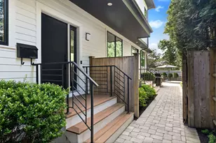 64 Auburn St, Newton, MA 02466 - Photo 31