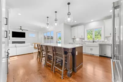 82 Colts Way, Attleboro, MA 02703 - Photo 7