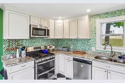 43 Adams, Haverhill, MA 01830 - Photo 17