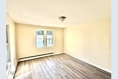4 Dale Ct, Chicopee, MA 01013 - Photo 17