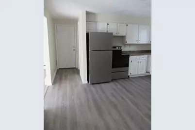 4 Dale Ct, Chicopee, MA 01013 - Photo 11