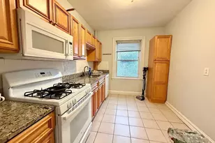1662 Commonwealth Ave, Boston, MA 02135 - Photo 5