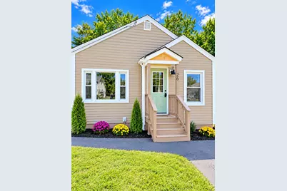 26 Mt Tom Ave, Easthampton, MA 01027 - Photo 3