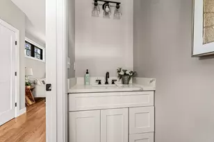 20R Plain St, Boston, MA 02122 - Photo 3