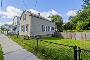 275 Dewey Ave, Pittsfield, MA 01201 - Photo 3