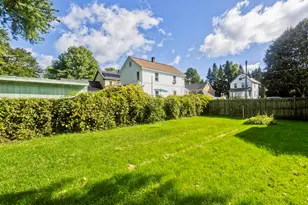 275 Dewey Ave, Pittsfield, MA 01201 - Photo 37