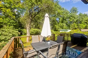275 Dewey Ave, Pittsfield, MA 01201 - Photo 5