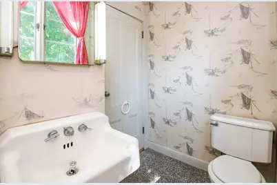 36 Warren Street, Stoneham, MA 02180 - Photo 33