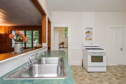 36 Warren Street, Stoneham, MA 02180 - Photo 17