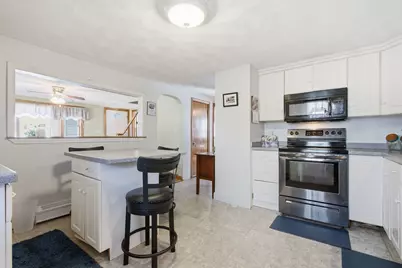 34 Palmer St, Medford, MA 02155 - Photo 17