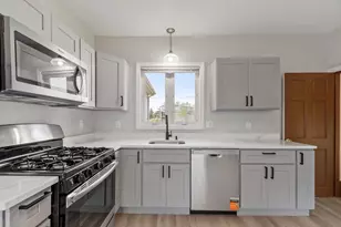 23 Pinehurst Ave, Billerica, MA 01821 - Photo 37