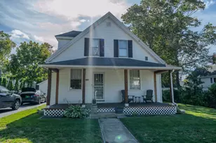 16 Chapel St, Wareham, MA 02571 - Photo 3