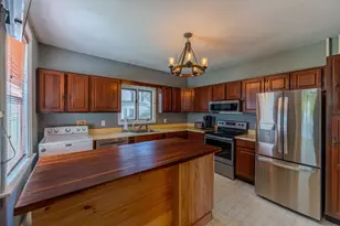 16 Chapel St, Wareham, MA 02571 - Photo 7