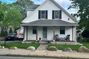 16 Chapel St, Wareham, MA 02571 - Photo 1