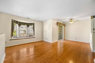 208 Gazebo Cir, Reading, MA 01867 - Photo 13