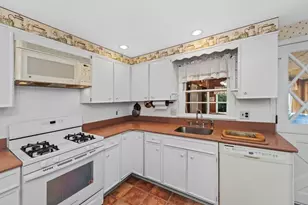 78 Spring View Dr, Lynn, MA 01904 - Photo 7